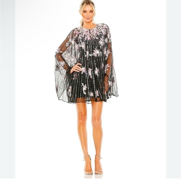 Mac Duggal
Embellished Tulle Trapeze Dress Elegant Floral Sequin Cape Dress 10 - Picture 1 of 8